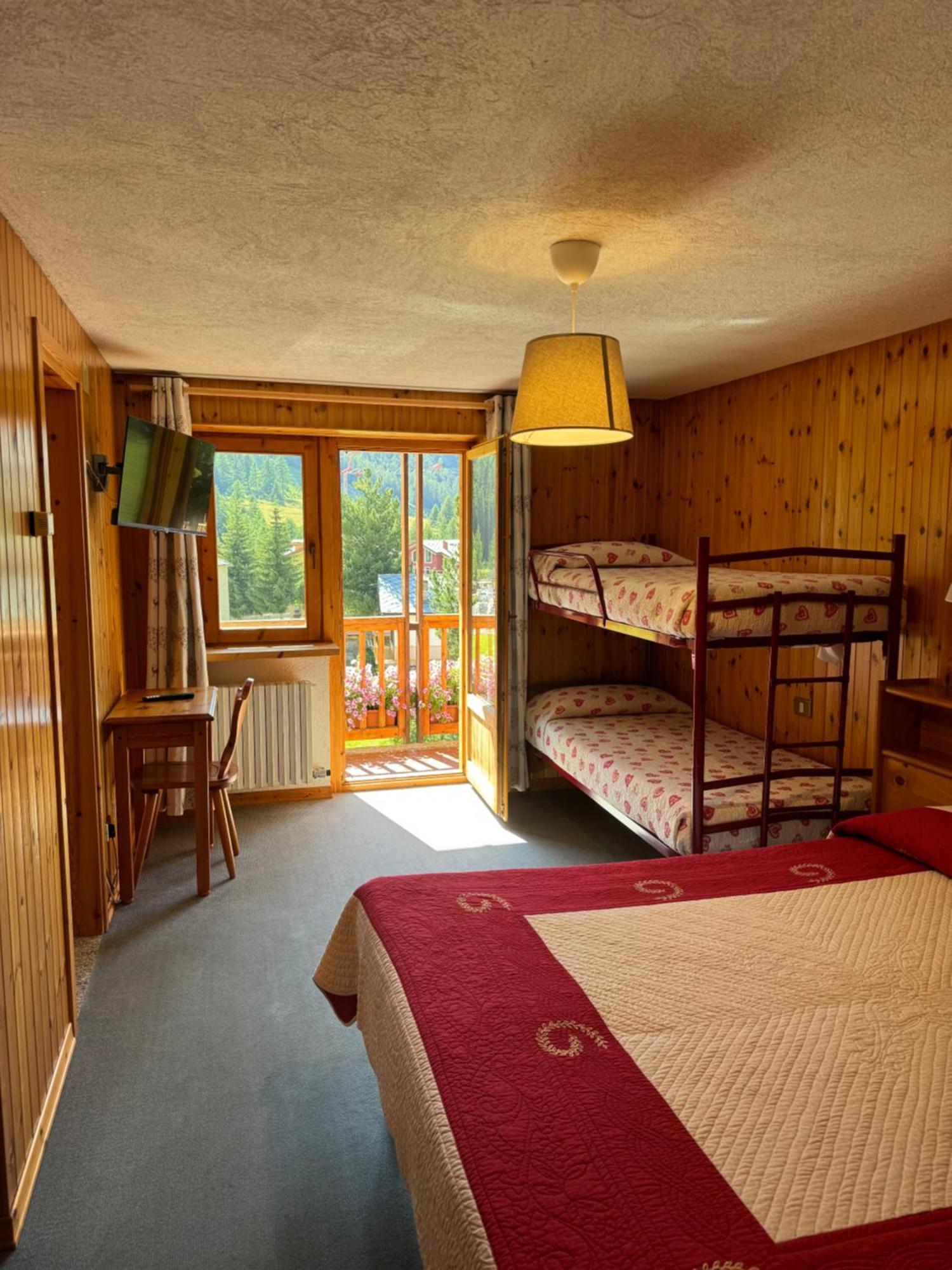 Hotel Ondezana Cogne Bagian luar foto